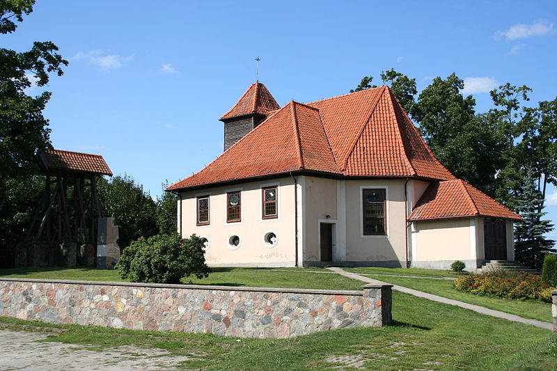 Plik:Stębark kościół.jpg