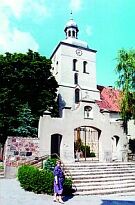 Kościół parafialny, źródło: Diecezja toruńska [13.04.2014]