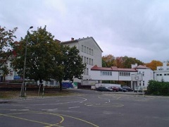 Gimnazjum nr 12 w Olsztynie. Źródło: arenysportowe.pl [18.06.2014]