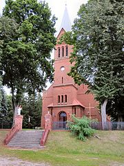 Plik:Kościół Klusy.jpg