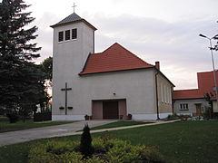 Plik:Kościół Piecki.jpg