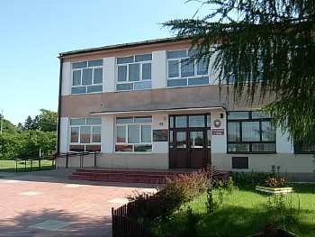 Plik:Budynek okartowo.jpg