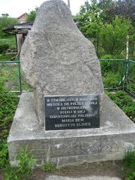 Głaz pamiątkowy dawnej szkoły polskiej w Gietrzwałdzie. Źrodło: www.it.gokgietrzwald.pl [30.03.2014]