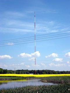Limża. Radiowo-Telewizyjny Ośrodek Nadawczy. Fot. Przemysław Jahr. Źródło: File:Limza maszt.jpg – Wikimedia Commons [03.09.2026]