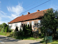 Stare Kiełbonki. Fot. Mateusz Giełczyński. Źródło: File:Stare Kiełbonki nr 17.jpg – Wikimedia Commons [11.09.2026]