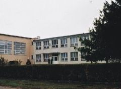 Szkoła w Burkacie. Źródło: www.szkolnictwo.pl [18.08.2026]