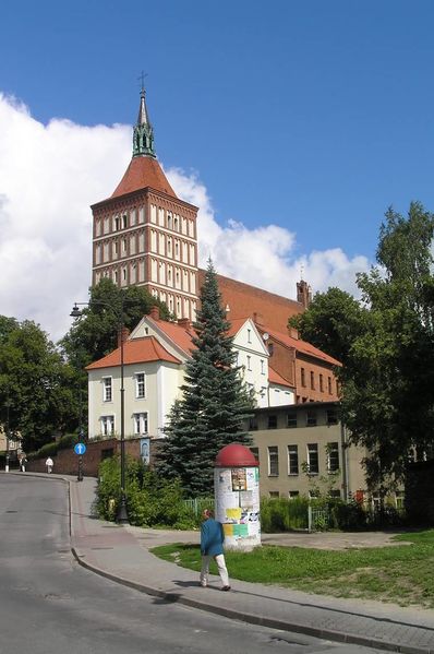Plik:Katedra olsztyn.jpg