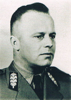 Dr Stanisław Biczysko. Źródło: 50 lecie oficerskiego szkolnictwa policyjnego w Szczytnie, red. M. Goettel, A. Misiuk, Szczytno 2004 r.