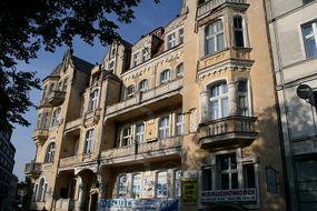 Budynek dawnego Konsulatu RP w Olsztynie. Fot. Stokrotka 11. Źródło: Commons Wikimedia [dostęp: 15.11.2014]