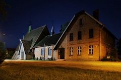 Kościół parafialny, źródło: Parafia św. Stanisława w Samborowie [19.04.2014]