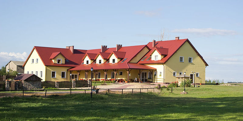 Plik:Zajazd w Filipówce.jpg