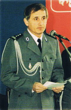 dr hab. Mieczysław Goettel Źródło: 50 lecie oficerskiego szkolnictwa policyjnego w Szczytnie, red. M. Goettel, A. Misiuk, Szczytno 2004 r.