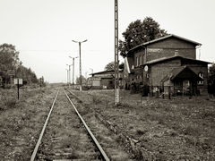 Stacja kolejowa Bajtkowo. Fot. Zbigniew Czernik. Źródło: File:Bajtkowo - stacja Bajtkowo.jpg – Wikimedia Commons [27.08.2026]
