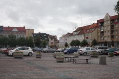 Plac Zwycięstwa w Gołdapi. Źródło: Wikimedia Commons
