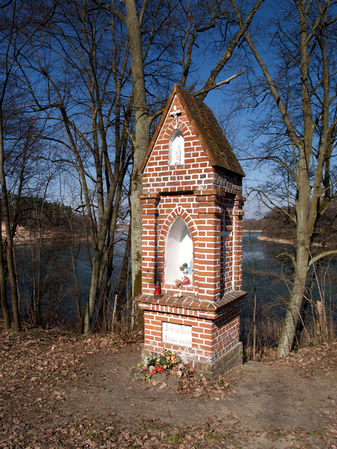 Kapliczka w Szczęsnych. Fot. Stanisław Kuprjaniuk