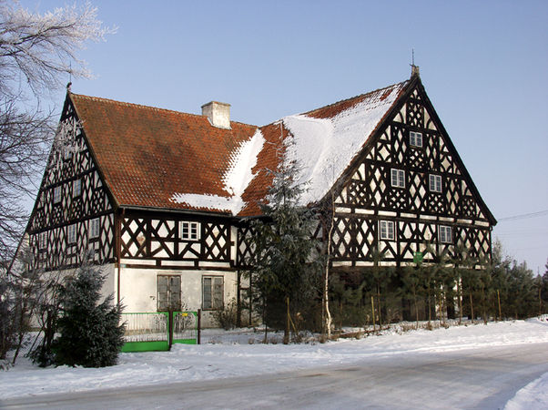 Dom podcieniowy w Stalewie. Fot. Stanisław Kuprjaniuk