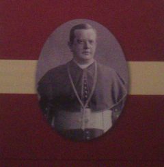 Augustyn Bludau Źródło: Poczet biskupów warmińskich, red. Stanisław Achremczyk, Olsztyn 2008, 510 ss.
