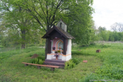 Jarzębiec - kapliczka. Autor: Jacek Jaworski.