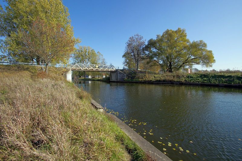 Plik:Kanal grunw.jpg
