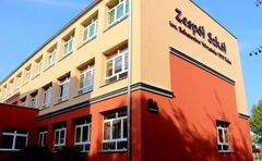 Budynek szkoły, źródło: www.zsilawa.pl [30.10.2014]
