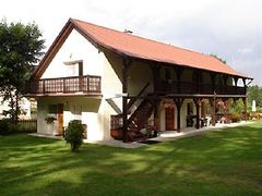 Gościniec Iznota. Źródło: www.e-turysta.net [18.07.2014]