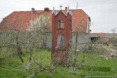 Zawierz - kapliczka z dzwonniczką. Autor: Jacek Jaworski.