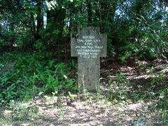 Bałamutowo. Mogiła niemieckiego żołnierza poległego w roku 1915. Źródło: Strona poświęcona cmentarzom wojennym [02.07.2014]