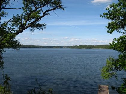Jezioro Nidzkie Fot. jarek690316. Źródło: en.wikigogo.org