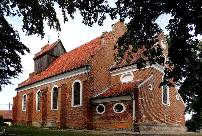 Plik:Kościół w Chruścielu.jpg