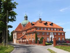 Kościół pw. Świętego Krzyża w Braniewie, autor: Martin Kozák, źródło: Wikimedia Commons