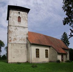 Kościół w Dąbrówce. Fot. Janericloebe. Źródło: Commons Wikimedia [04.07.2014]