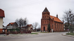 Kościół parafialny. Źródło: Wikimedia Commons