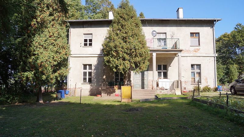 Plik:Dwór w Nadbrzeżu.jpg