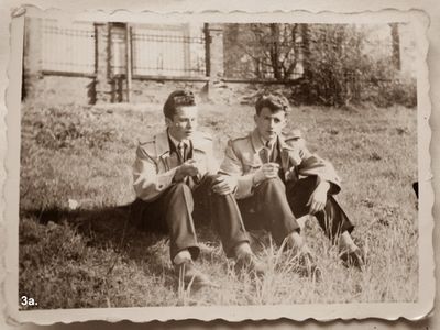 Zdzisław Remlajn z przyjacielem Helmutem Wysuwą, 1957 r.