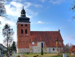 Kościół pw. św. Antoniego w Radziejewie. Fot. Ptu. Źródło: Wikimedia Commons