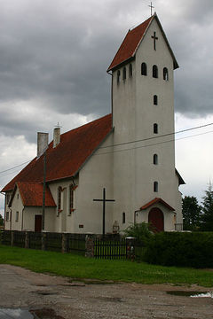 Kościół pw. św. Wojciecha w Skandawie. Fot. Ralf Lotys. Źródło: Wikimedia Commons