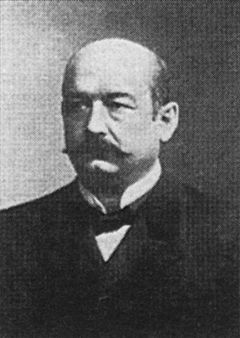 Karl Roensch. Źródło: J. Chłosta, Biografie Niemców z Prus Wschodnich: leksykon, Olsztyn 2010, s. 140.