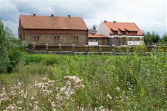 Giże. Zespół dworski. Źródło: www.egoturystyka.pl [08.09.2026]