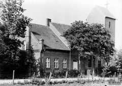 Kościół w Prawdziskach. Fot. Herbert Zink. 1937 r. Źródło: Ze zbiorów dawnego Urzędu Prowincjonalnego Konserwatora Zabytków Prus Wschodnich w Królewcu. Kolekcja IS PAN