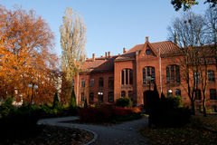 I Liceum Ogólnokształcące im. Adama Mickiewicza w Olsztynie. Fot. Mazaki. Źródło: Commons Wikimedia
