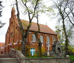 Kościół w Ukcie. Fot. Przemysław Jahr. Źródło: File:Ukta church.JPG – Wikimedia Commons [18.09.2026]