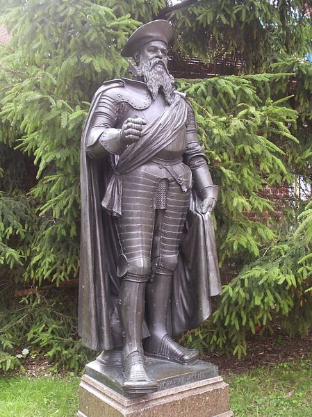Plik:Pomnik Albechta.jpg